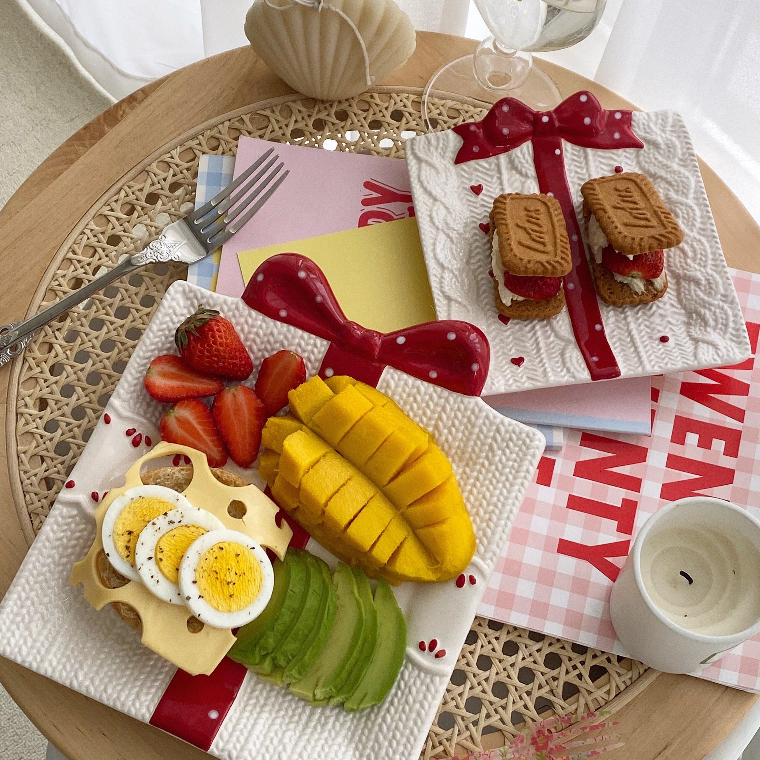 Cute Red Ribboned Gift Shape Ceramic Dessert Plate