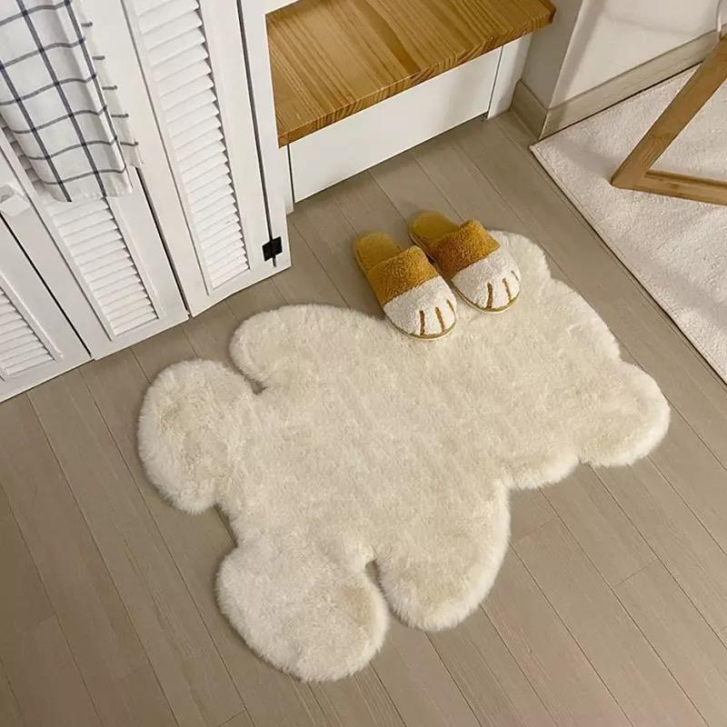 Super Soft Cozy Antiskid Fluffy Bear Shape Rug Carpet