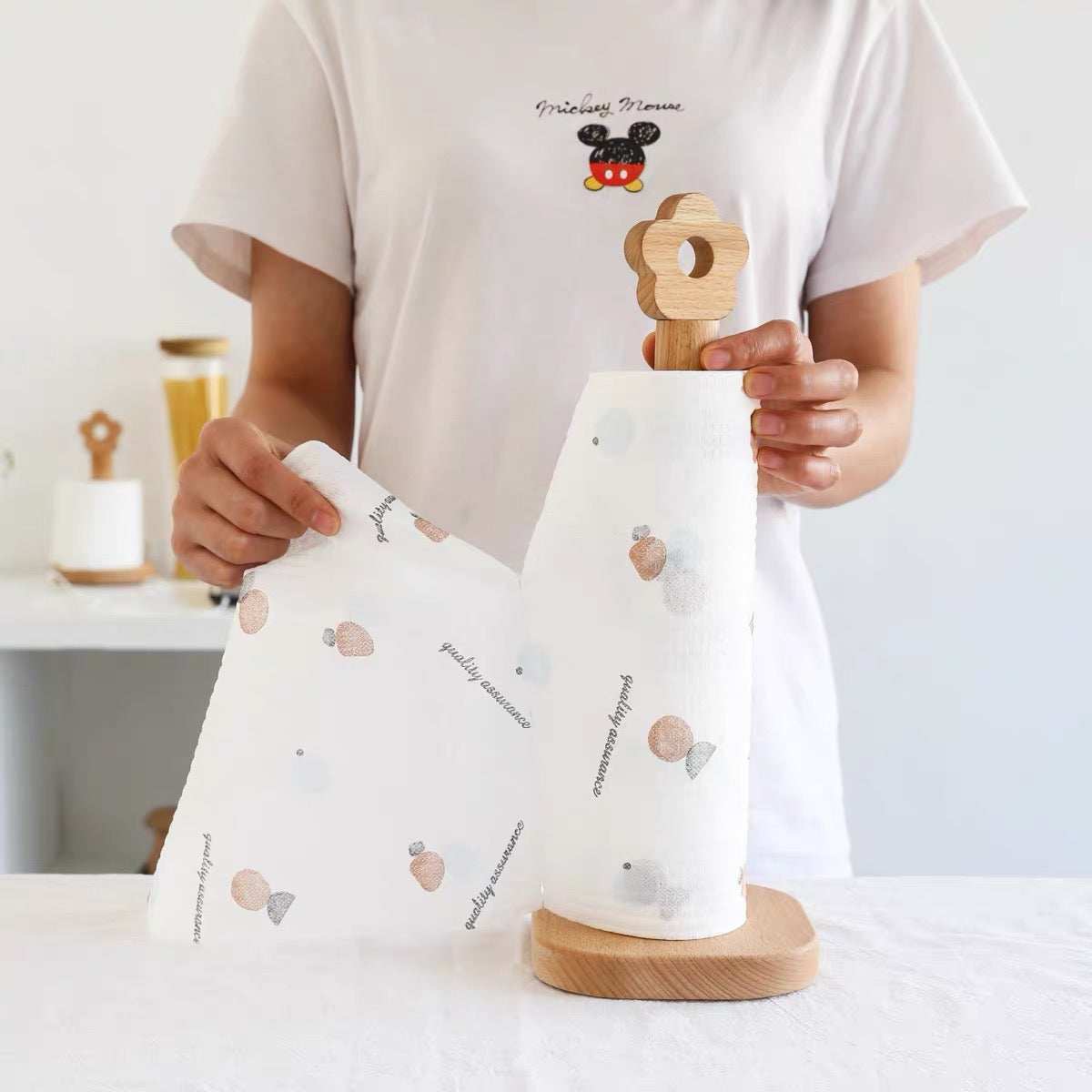 Japanese Style Flower Tip Paper Towel Wood Rack Holder