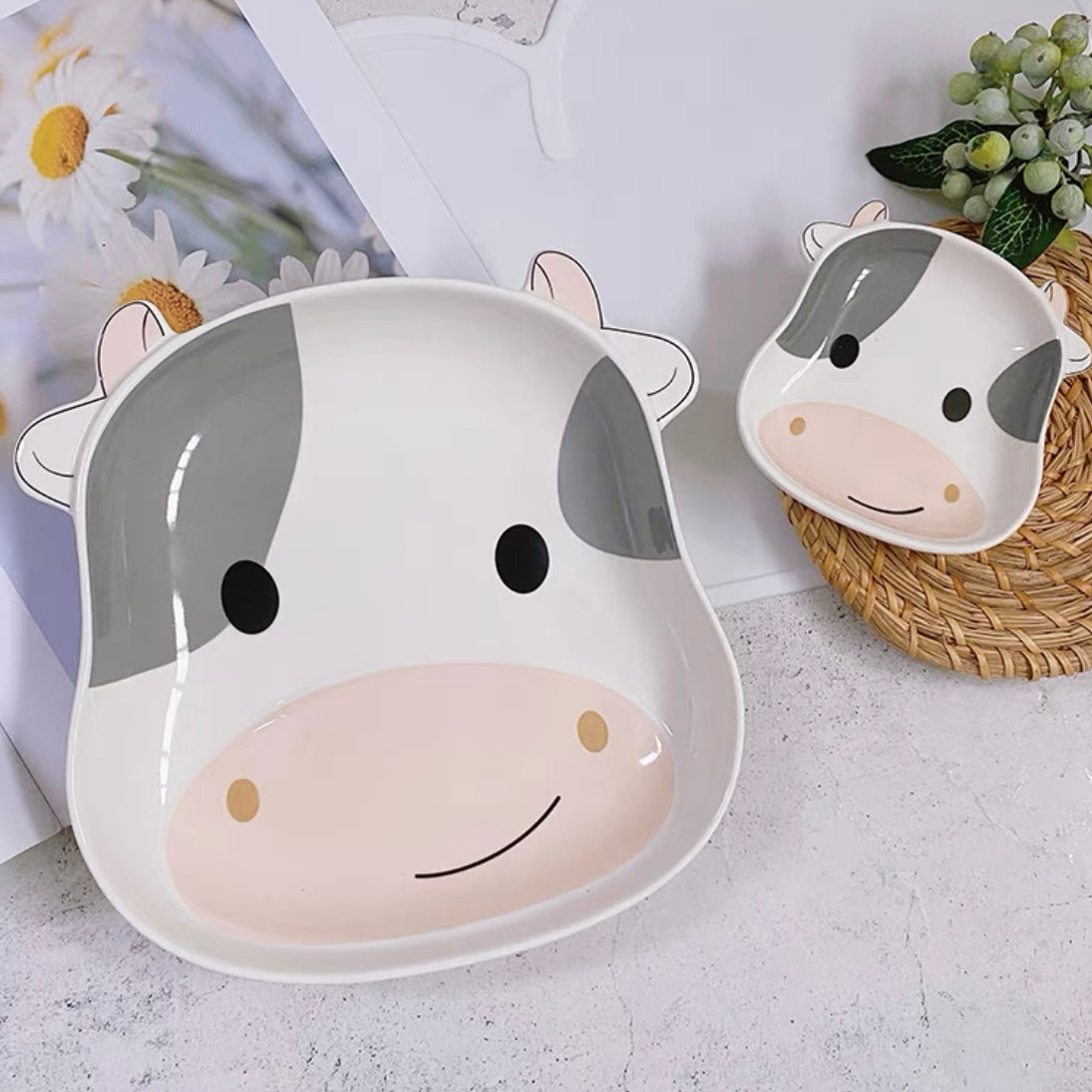 Cute Baby Cow Snack & Main Dish Plates
