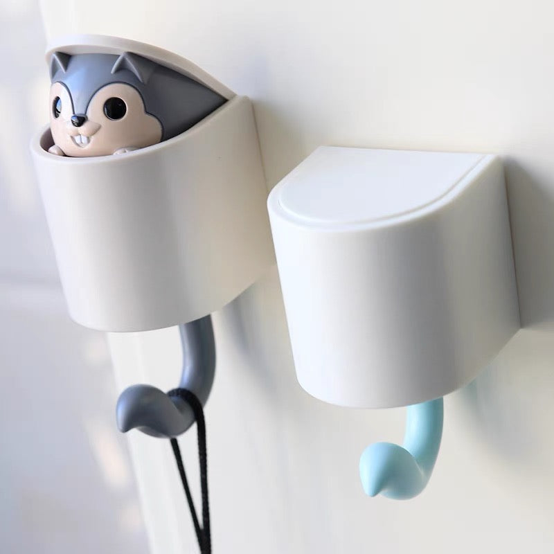 Cartoon Animal Pop-Out Squirrel Head Wall Hanger Hook