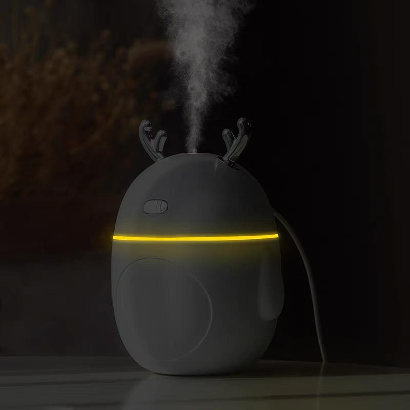 Cute Mini USB Household Bedroom Deer Shape Spray Humidifier