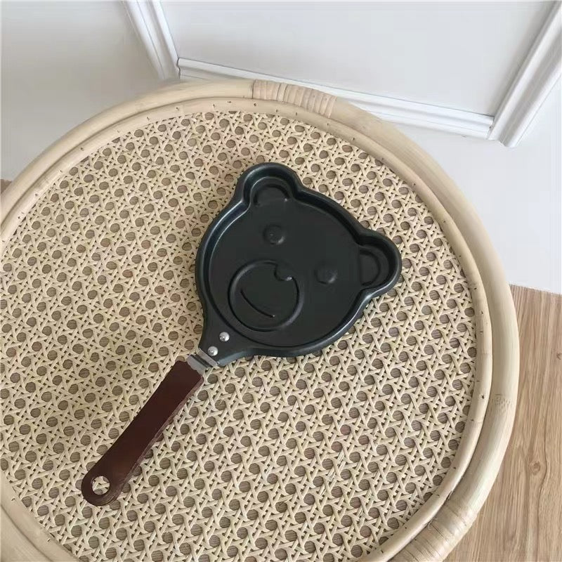 Shaped Non-stick Egg Frying Pan