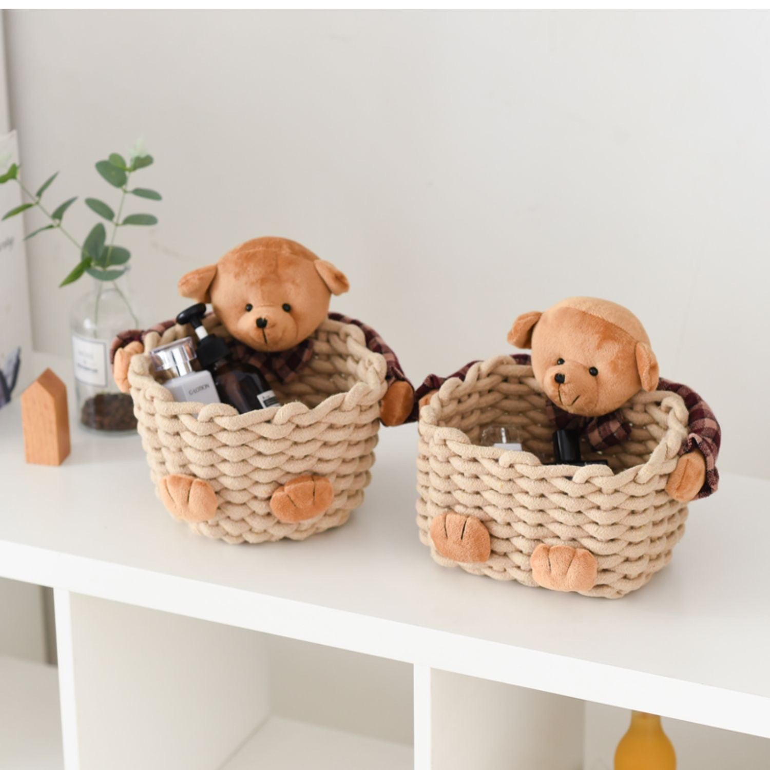 Cute Teddy Bear Hugging Mini Storage Basket Organizer - Peachymart